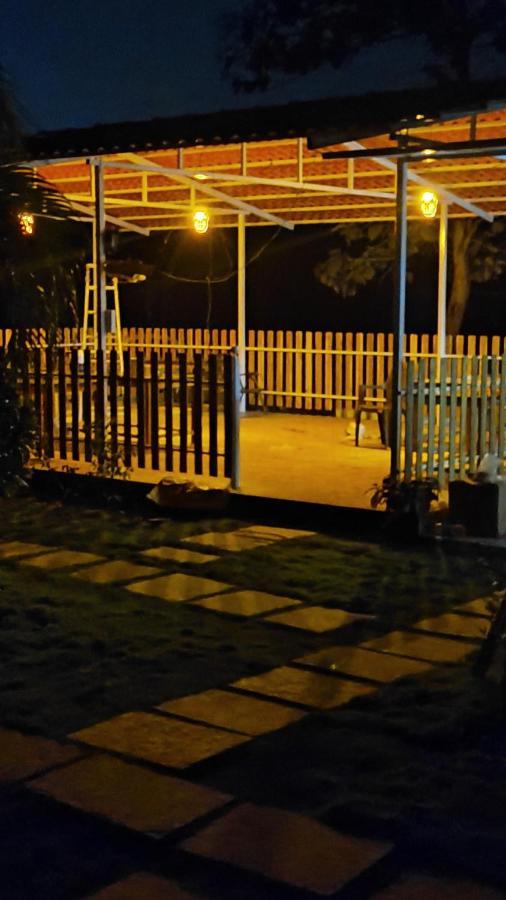 Hotel Mohor Retreat Alibaug Esterno foto